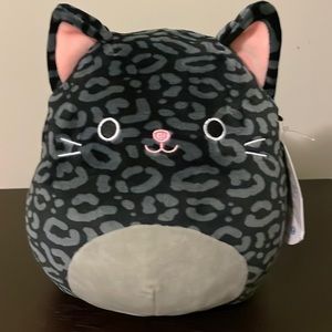 SQUISHMALLOWS Xiomara Black Panther Cat